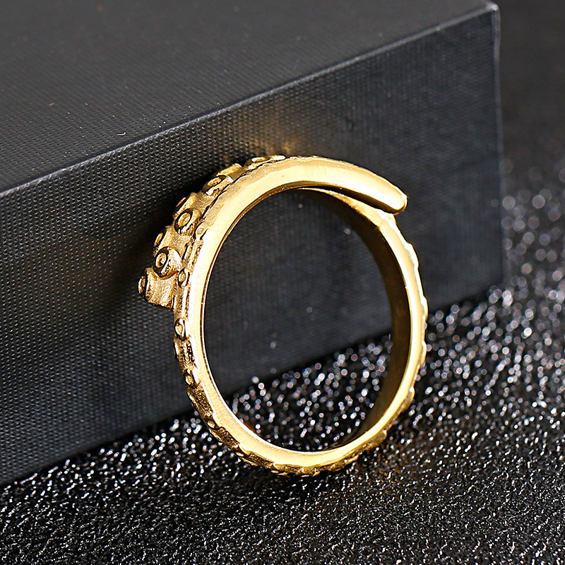 Nowy, spersonalizowany pierści – Titanium Steel Ring recenzja i cena
