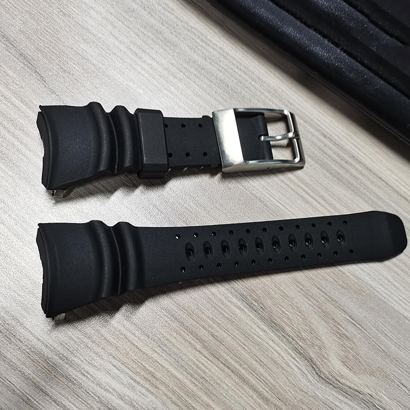 Oddychająca czarna guma Watchb – Citizen Watch Promaster recenzja i cena